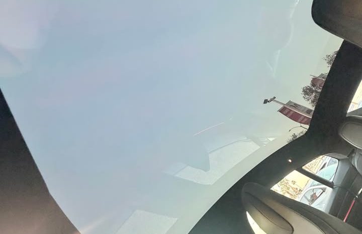 
								2026 Tesla model s Plaid Sedan 4D full									
