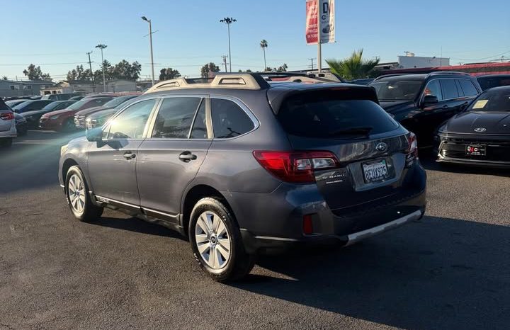 
								2015 Subaru outback full									