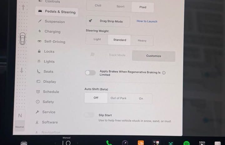 
								2021 Tesla model s Plaid Sedan 4D full									
