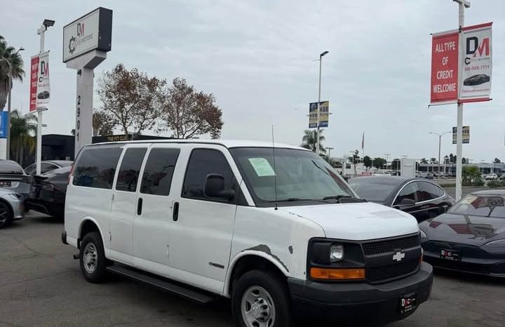 
								2006 Chevrolet express 2500 passenger full									