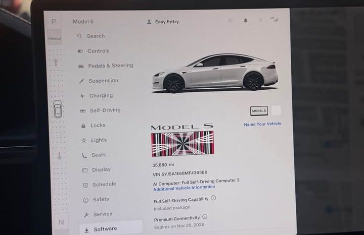 
								2021 Tesla model s Plaid Sedan 4D full									