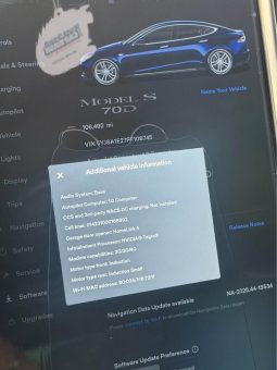 
										2015 Tesla model s 70D Sedan 4D full									