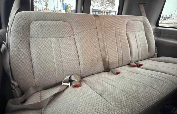 
								2006 Chevrolet express 2500 passenger full									