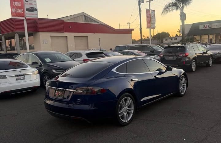 
								2015 Tesla model s 70D Sedan 4D full									