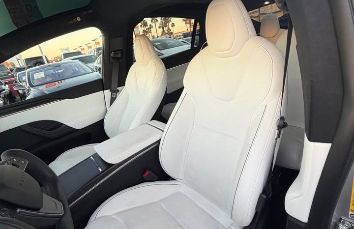 
								2026 Tesla model x Plaid Sport Utility 4D full									