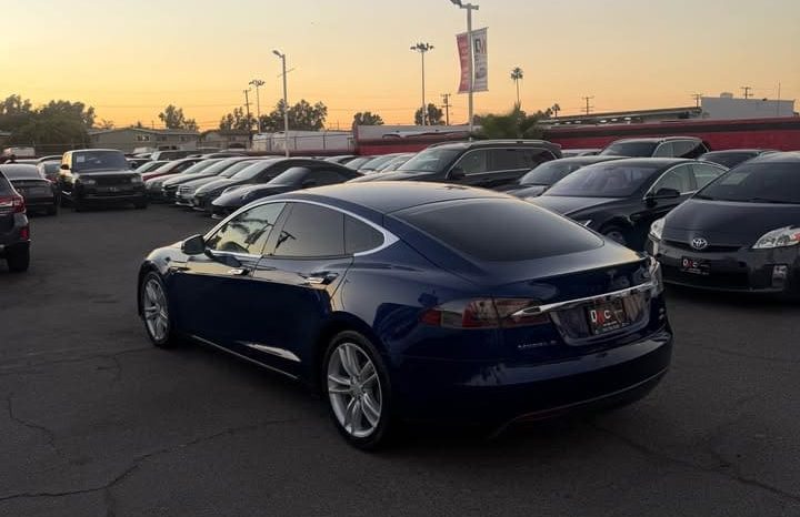 
								2015 Tesla model s 70D Sedan 4D full									