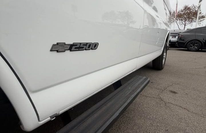 
								2006 Chevrolet express 2500 passenger full									