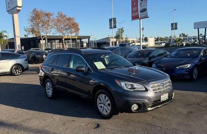 
								2015 Subaru outback full									