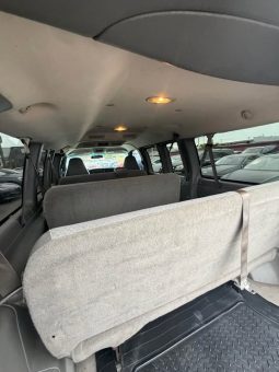 
										2006 Chevrolet express 2500 passenger full									