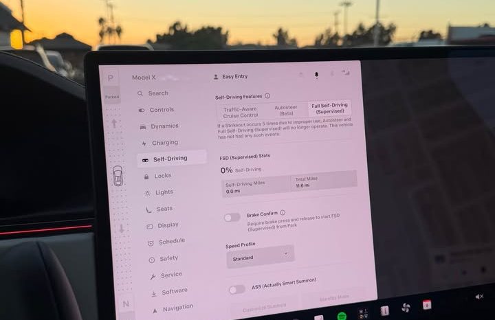
								2026 Tesla model x Plaid Sport Utility 4D full									