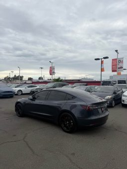 
										2021 Tesla model 3 Long Range Sedan 4D full									