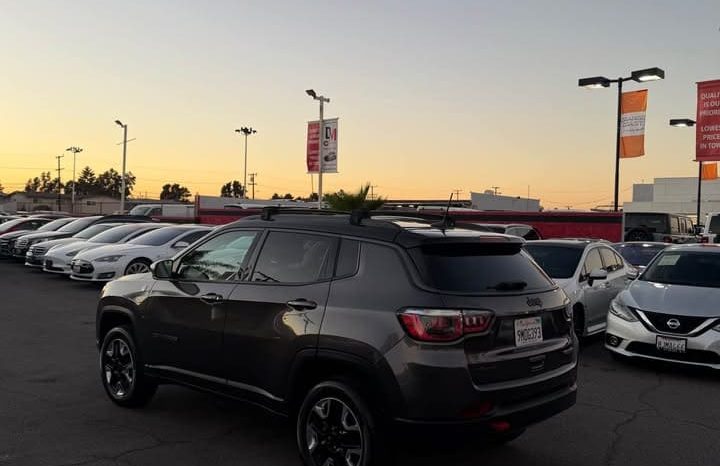 
								2018 Jeep compass Trailhawk Sport Utility 4D full									