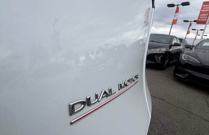 
								2021 Tesla model y Performance Sport Utility 4D full									