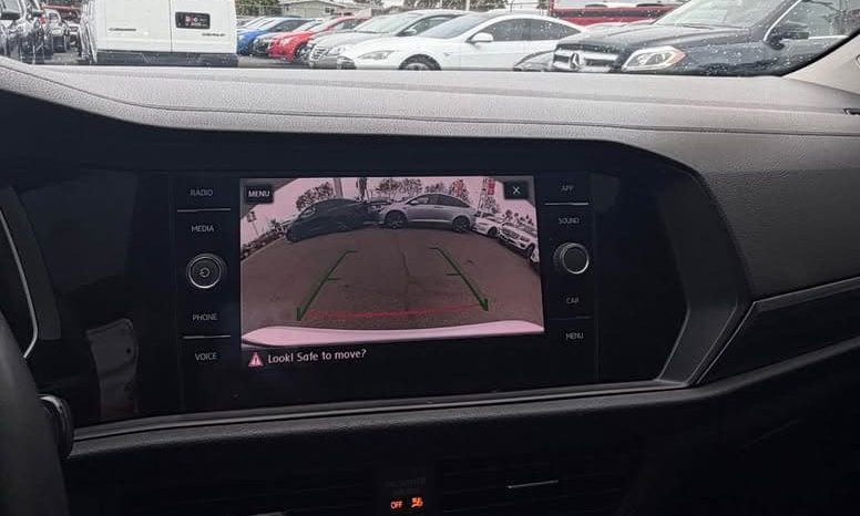 
								2020 Volkswagen jetta full									