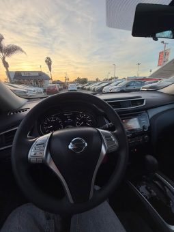 
										2014 Nissan rogue full									