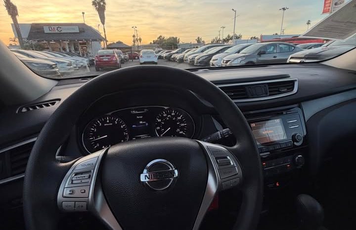 
								2014 Nissan rogue full									