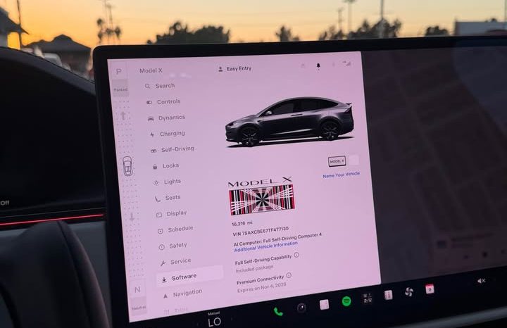 
								2026 Tesla model x Plaid Sport Utility 4D full									