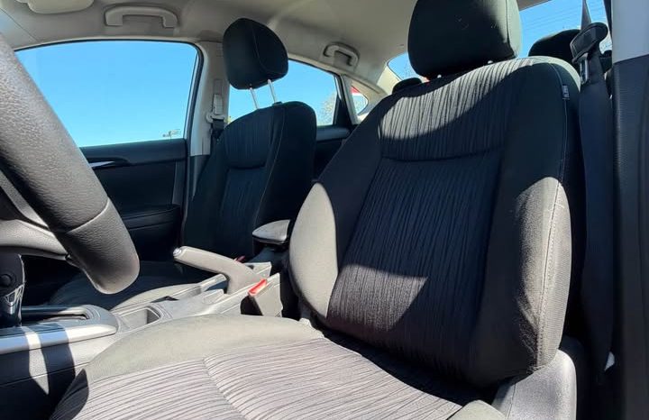 
								2019 Nissan sentra full									