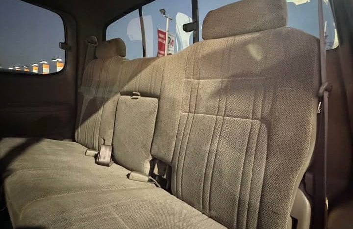 
								2001 Toyota tundra access cab full									