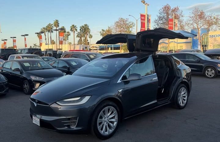 
								2016 Tesla model x 75D Sport Utility 4D full									
