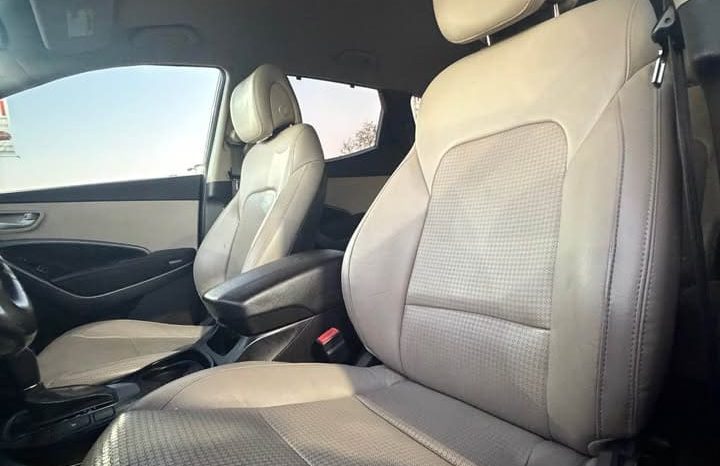 
								2014 Hyundai santa fe full									