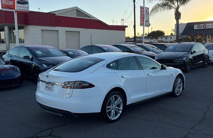 
								2016 Tesla model s 90D Sedan 4D full									