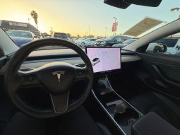 
										2018 Tesla Model 3 full									