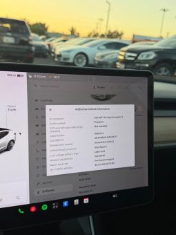 
										2018 Tesla Model 3 full									