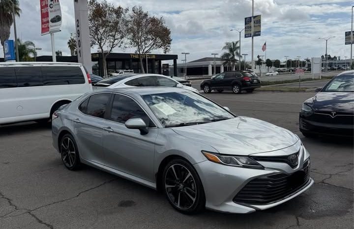 
								2018 Toyota camry full									