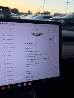 
										2018 Tesla Model 3 full									