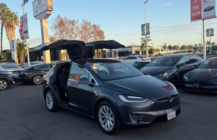 
								2016 Tesla model x 75D Sport Utility 4D full									