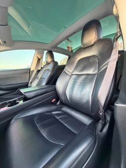 
										2018 Tesla Model 3 full									