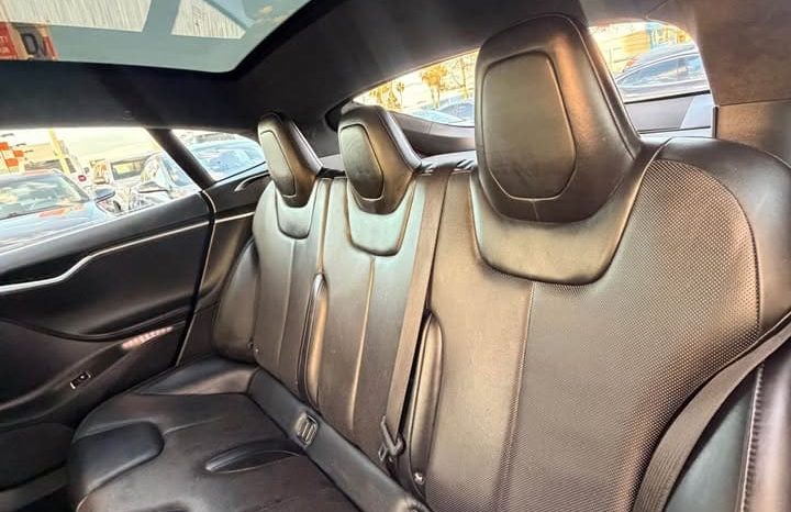 
								2017 Tesla model s 75D Sedan 4D full									
