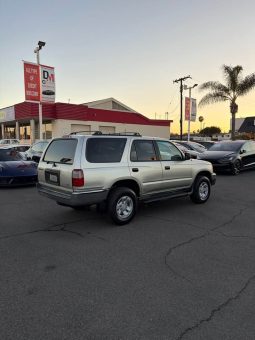 
										2000 Toyota 4runner full									