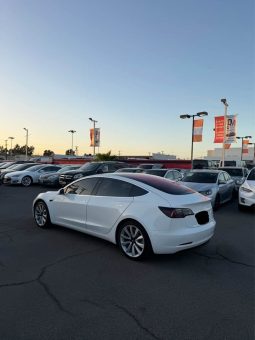 
										2018 Tesla Model 3 full									