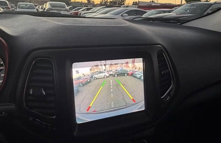 
								2018 Jeep compass Trailhawk Sport Utility 4D full									