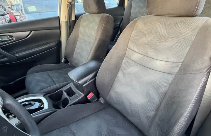 
								2014 Nissan rogue full									