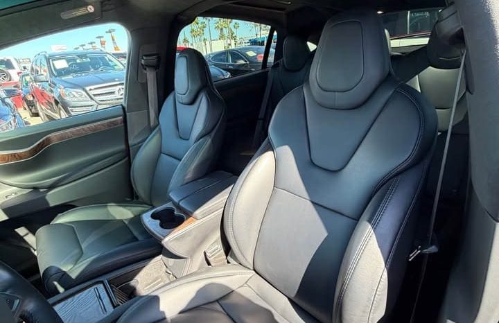 
								2018 Tesla model x 100D Sport Utility 4D full									