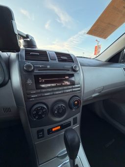 
										2011 Toyota corolla full									
