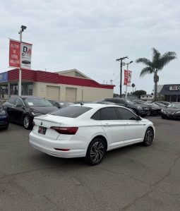 
										2020 Volkswagen jetta full									