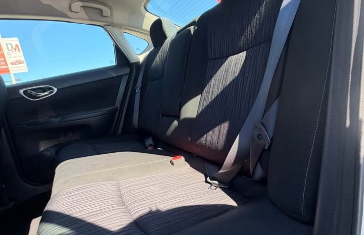 
								2019 Nissan sentra full									