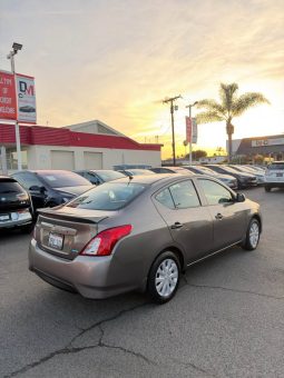 
										2015 Nissan versa full									