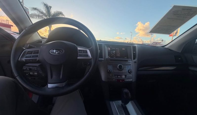
								2013 Subaru legacy full									