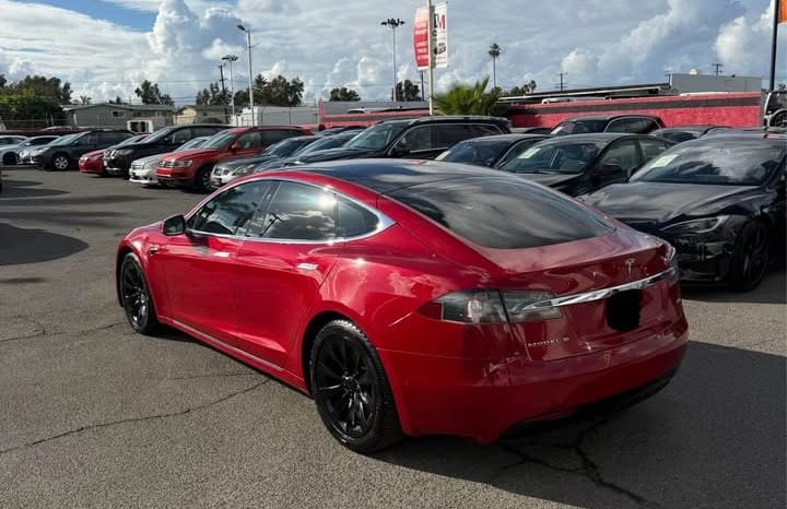 
								2017 Tesla model s 75D Sedan 4D full									