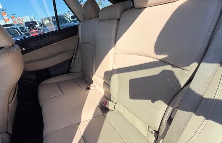 
								2019 Subaru outback full									