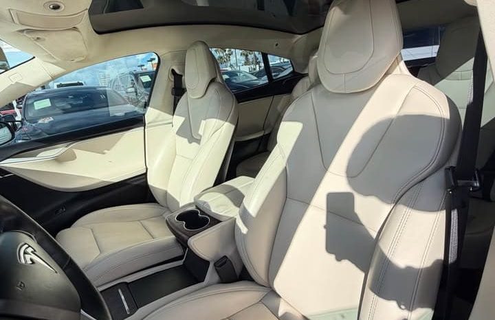 
								2017 Tesla model s 75D Sedan 4D full									