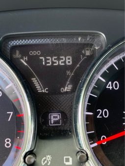 
										2015 Nissan versa full									
