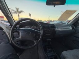 
										2000 Toyota 4runner full									