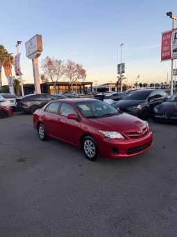 
										2011 Toyota corolla full									