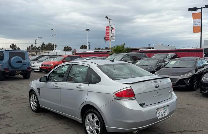 
								2008 Ford focus full									